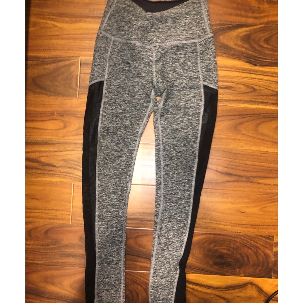 Beyond Yoga mesh side yoga pants